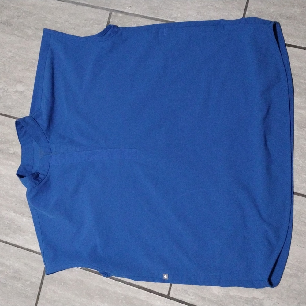 Figs Shirt Womens Size Small Blue  Scrub Top Nurse Work Wear Comfort